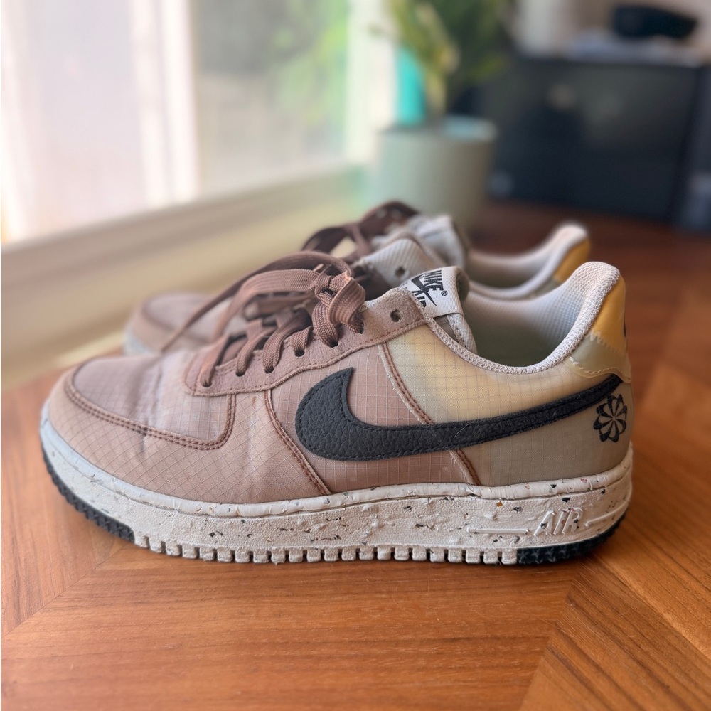 Nike Air Force Mens size 7/ women's 9 Brown, Tan and Black